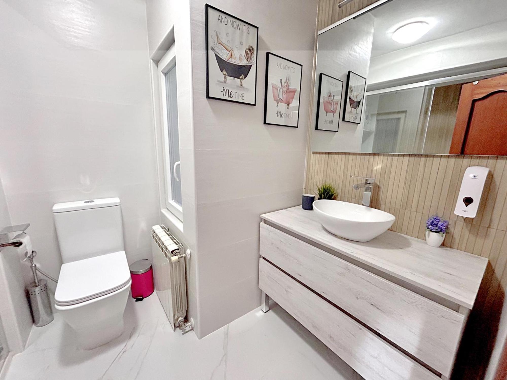 Apartmán Nuevo Cerca Centro , Wifi Y Calefaccion Oviedo Exteriér fotografie